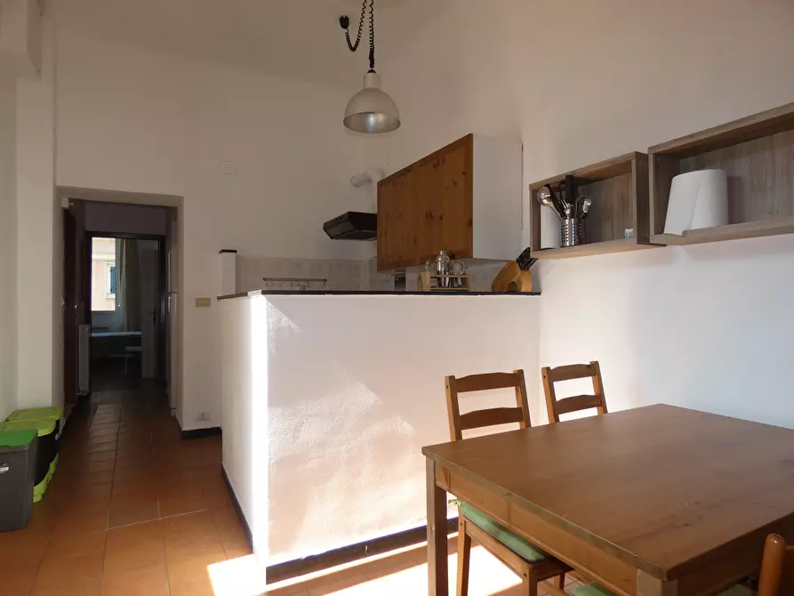 Immagine 1 di Trilocale in affitto  in Piazza di Santa Brigida 17 a Genova
