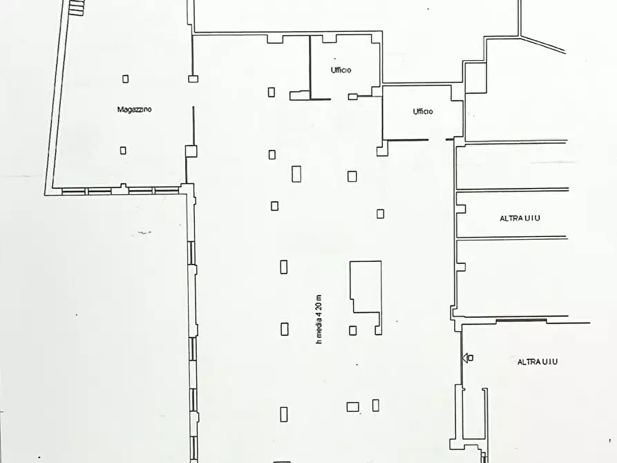 Immagine 4 di Magazzino in vendita  in Corso Europa a Genova