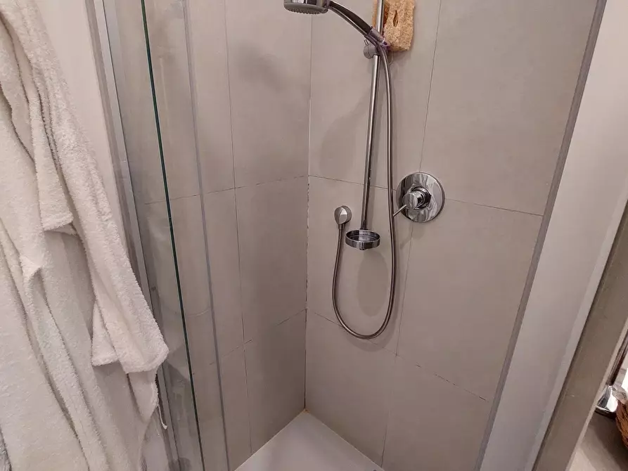 Immagine 32 di Trilocale in vendita  in Via Ameglia a Genova