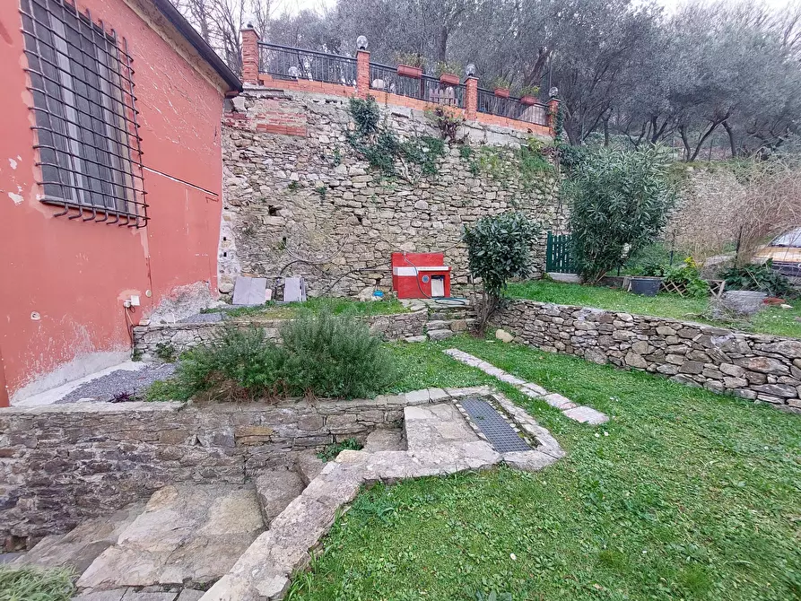 Immagine 23 di Trilocale in vendita  in Via San Pantaleo a Genova