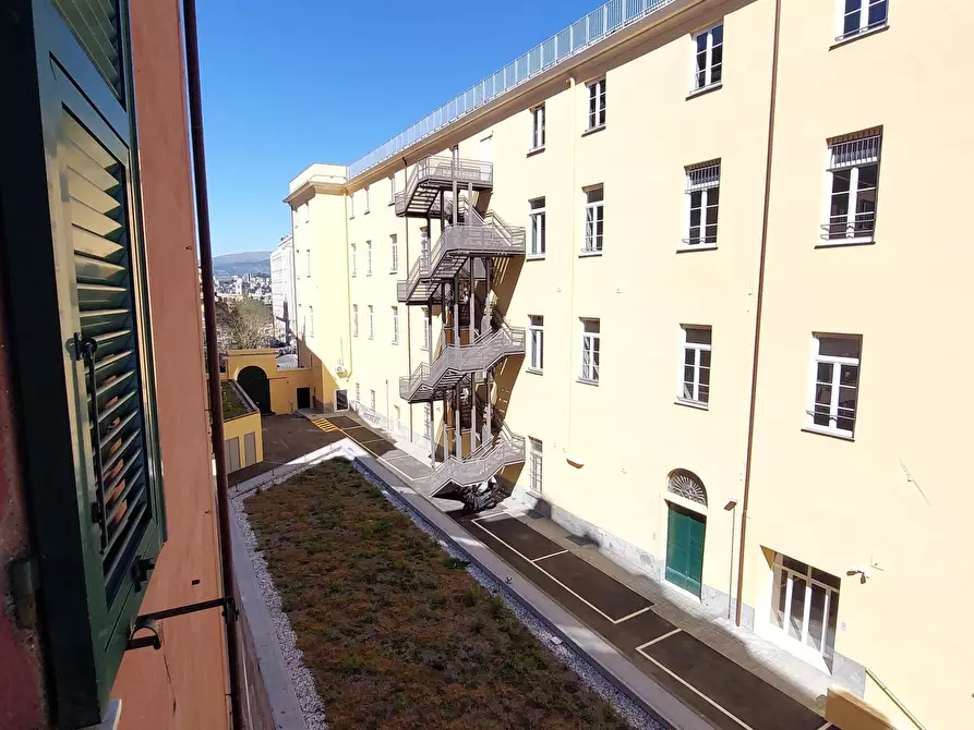 Immagine 24 di Quadrilocale in vendita  in Via Nino Bixio 4 a Genova