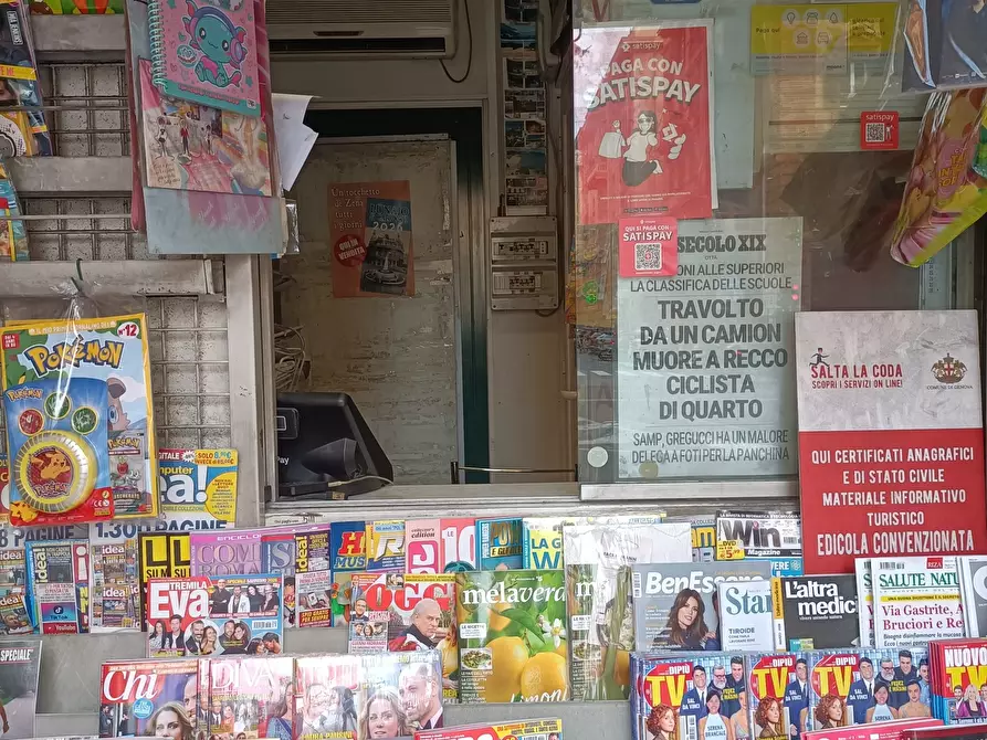Immagine 1 di Edicola in vendita  in MARASSI a Genova
