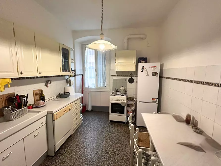 Immagine 14 di Pentalocale in vendita  in Via Giovanni Battista Marsano 2 a Genova