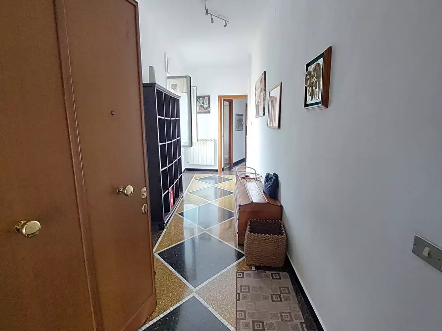 Immagine 3 di Trilocale in vendita  in Passo della Zebra a Genova