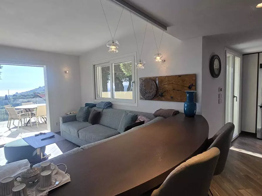 Immagine 4 di Villa in vendita  in Via San Leonardo 51 a Diano Marina