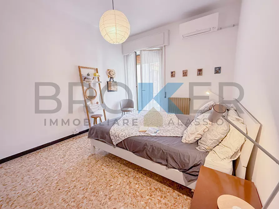 Immagine 19 di Trilocale in vendita  in Via Neghelli 56 a Alassio