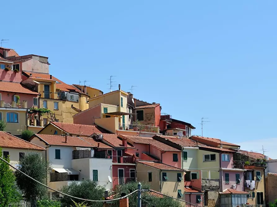 Immagine 12 di Trilocale in vendita  in Via Leonpancaldo 82 a Alassio