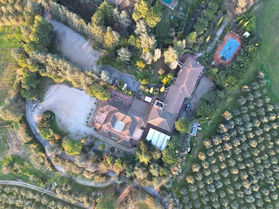 Immagine 15 di Albergo/B&B/Residence in vendita  a Magione