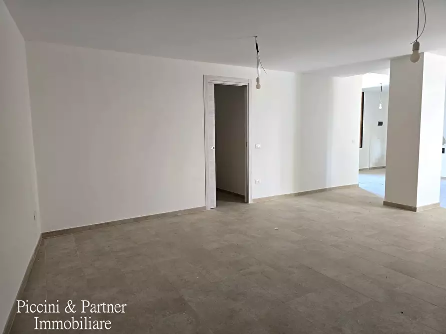 Immagine 48 di Rustico / casale in vendita  a Assisi