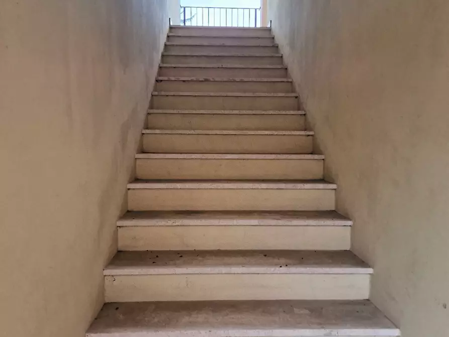 Immagine 4 di Trilocale in vendita  in Strada Tiberina Nord 421 a Perugia