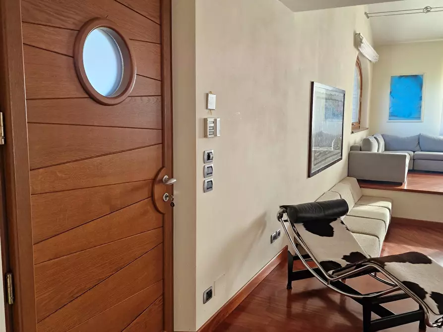 Immagine 29 di Villa in vendita  in Località Ferretto 48 a Castiglione Del Lago