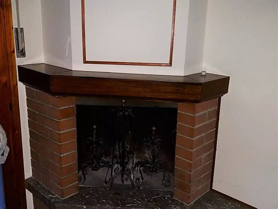 Immagine 3 di Bilocale in vendita  in Via Di Vittorio a Castiglione Del Lago