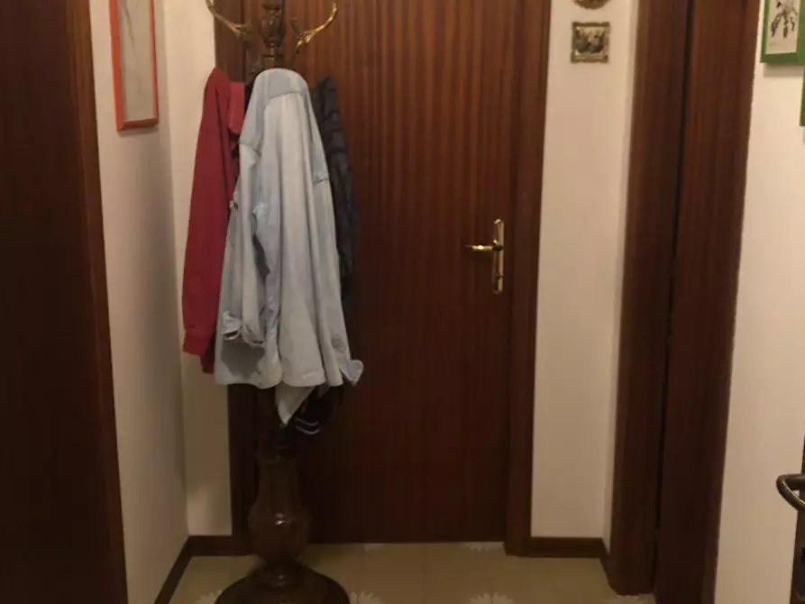 Immagine 3 di Pentalocale in vendita  in Via Fioretti a Castiglione Del Lago