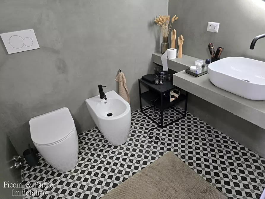 Immagine 50 di Villa in vendita  in Località Bertoni a Castiglione Del Lago