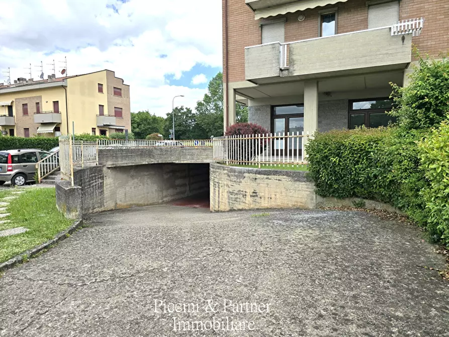 Immagine 47 di Pentalocale in vendita  in Viale Sempione a Città Di Castello