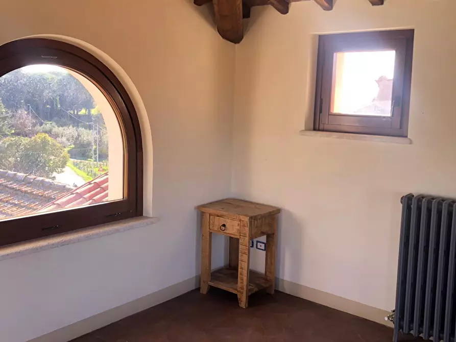 Immagine 26 di Rustico / casale in vendita  in Via della Rinascita 11 a Castiglione Del Lago