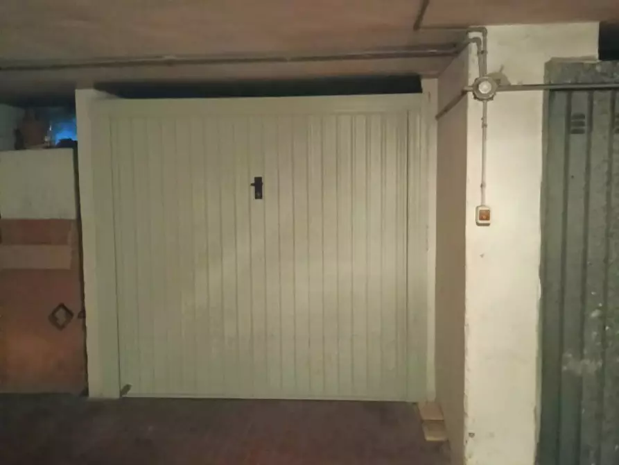 Immagine 28 di Pentalocale in vendita  in Via Marcello Garosi a Massa