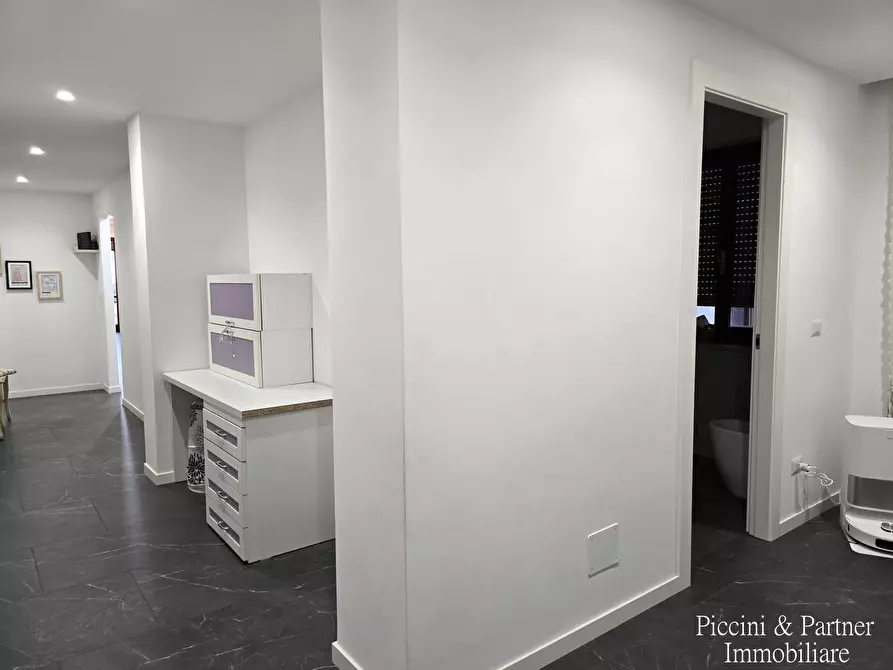 Immagine 74 di Pentalocale in vendita  in Via Annibale Vecchi a Perugia