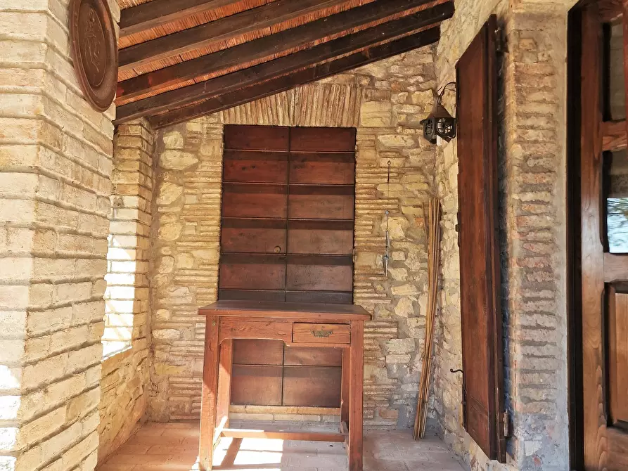 Immagine 6 di Rustico / casale in vendita  in Strada di Compresso a Perugia