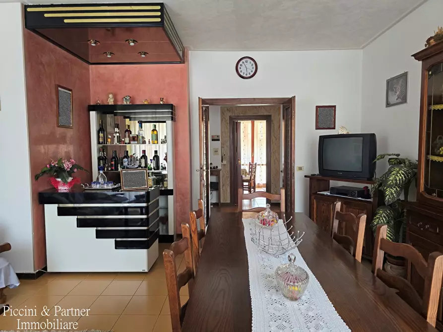 Immagine 13 di Pentalocale in vendita  in Via Italia a Torrita Di Siena