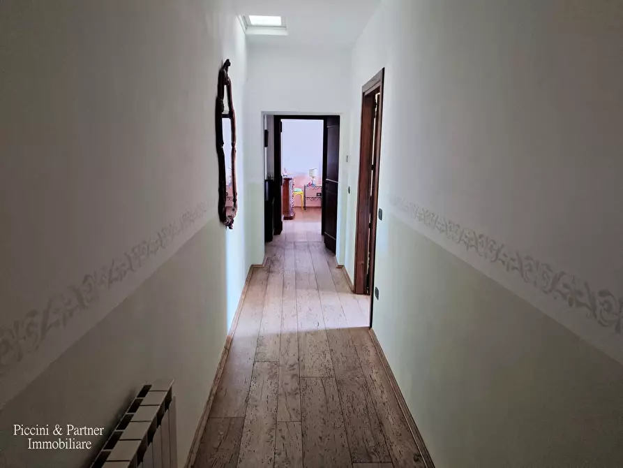 Immagine 32 di Rustico / casale in vendita  in Strada di Compresso a Perugia