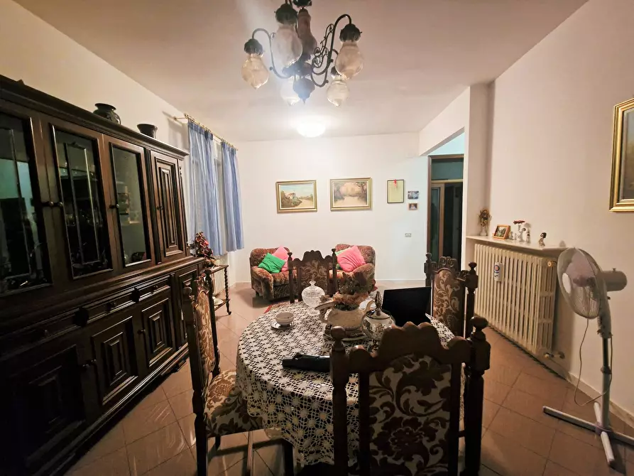 Immagine 18 di Quadrilocale in vendita  in Str. Tiberina Nord 159 a Perugia