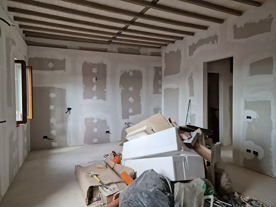 Immagine 8 di Trilocale in vendita  in Via Camillo Benso Conte di Cavour 73 a Torrita Di Siena