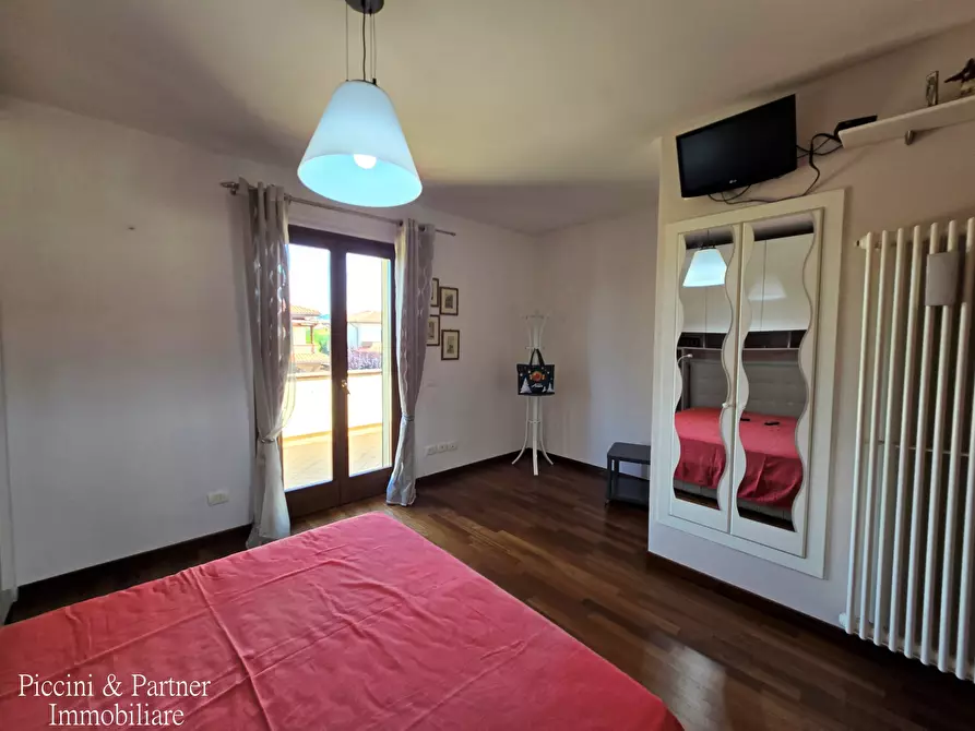 Immagine 34 di Casa bifamiliare in vendita  in Via Panicarola 17 a Castiglione Del Lago