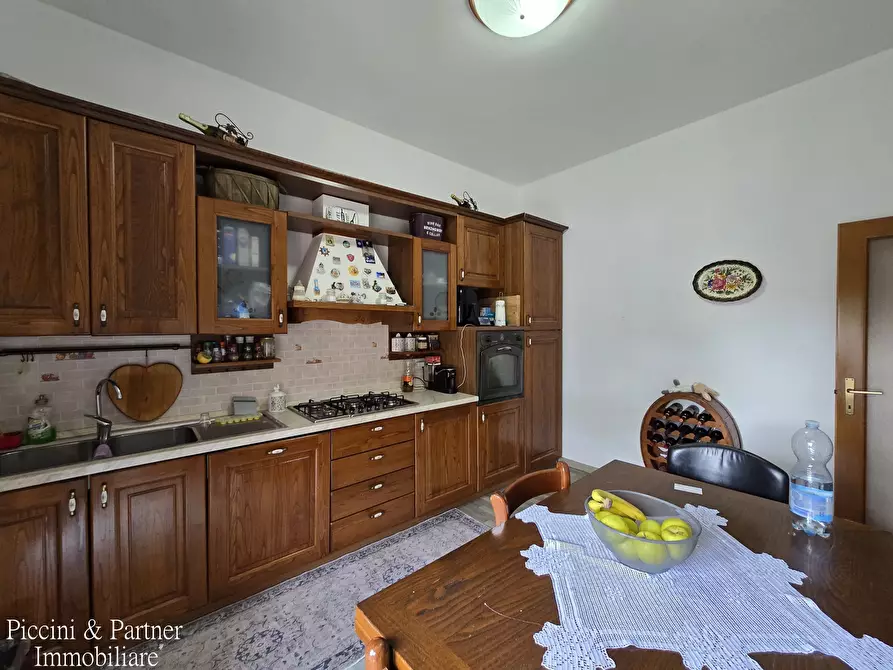 Immagine 22 di Quadrilocale in vendita  in Via Trento a Castiglione Del Lago