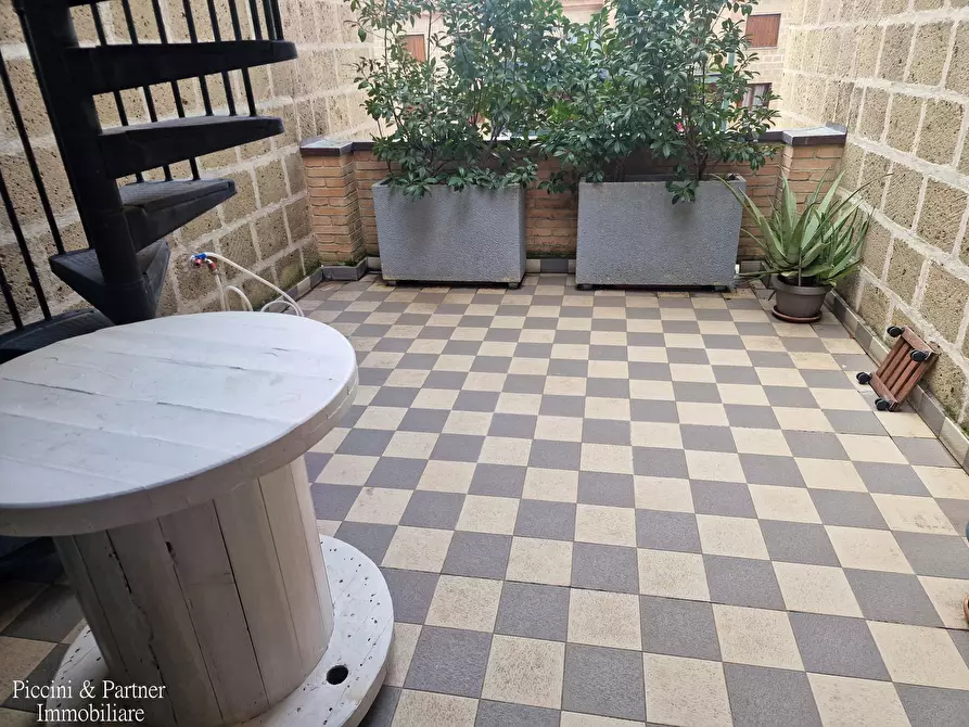 Immagine 48 di Attico in vendita  in Via della Robbia a Città Di Castello