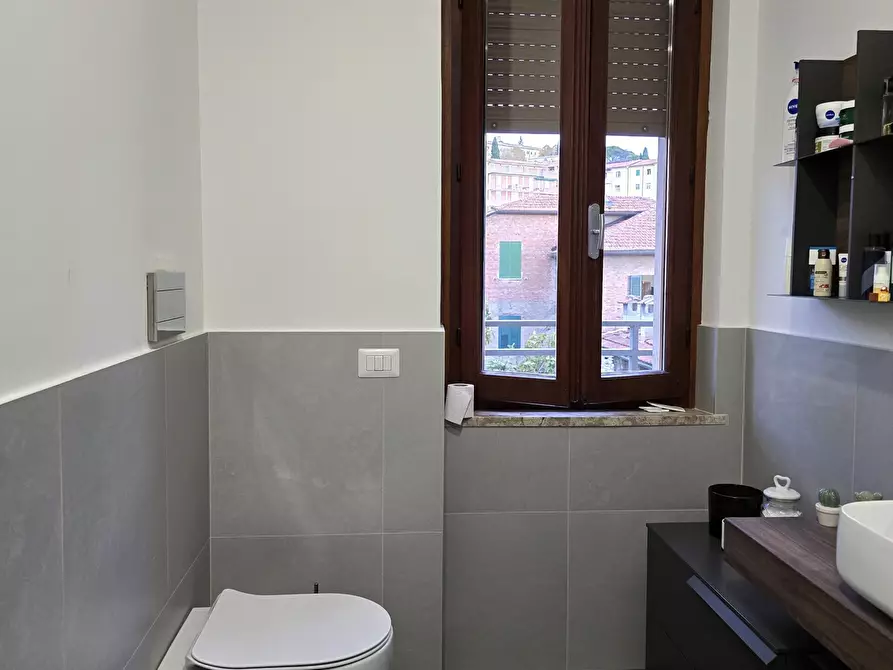 Immagine 47 di Pentalocale in vendita  in Via Annibale Vecchi a Perugia