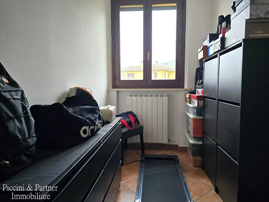 Immagine 44 di Pentalocale in vendita  in Via di Pretola a Paciano