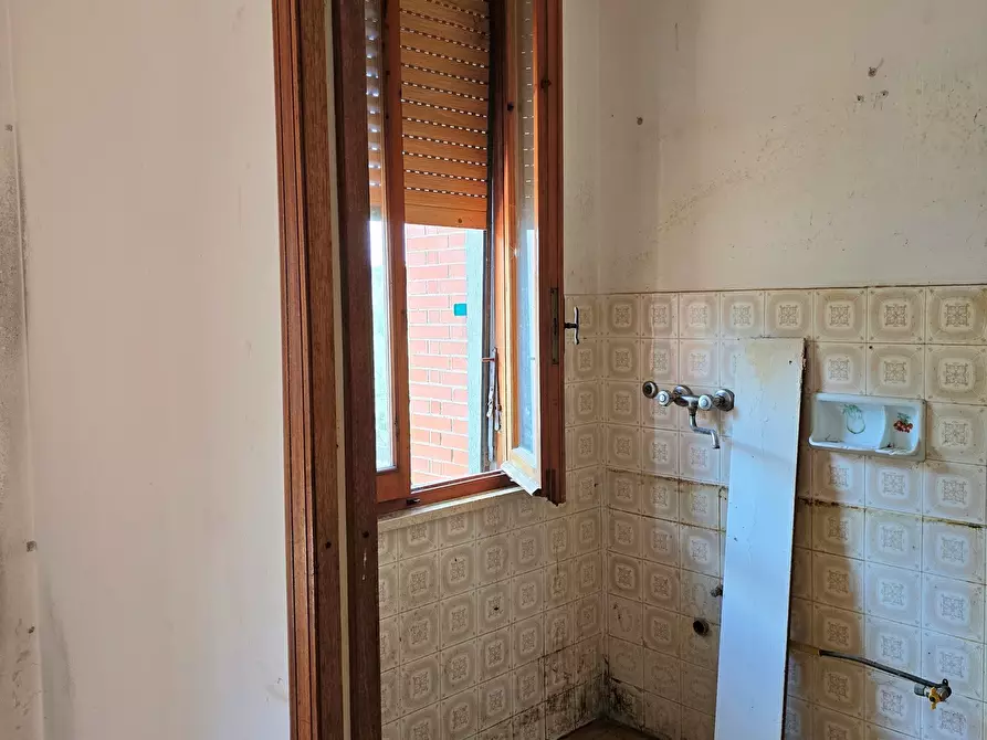 Immagine 54 di Casa bifamiliare in vendita  in Via Como a Montepulciano