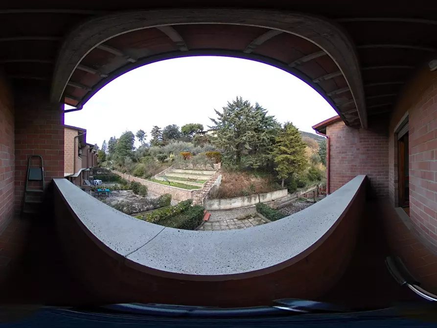 Immagine 79 di Villetta a schiera in vendita  in Via delle Querce 30 a Assisi