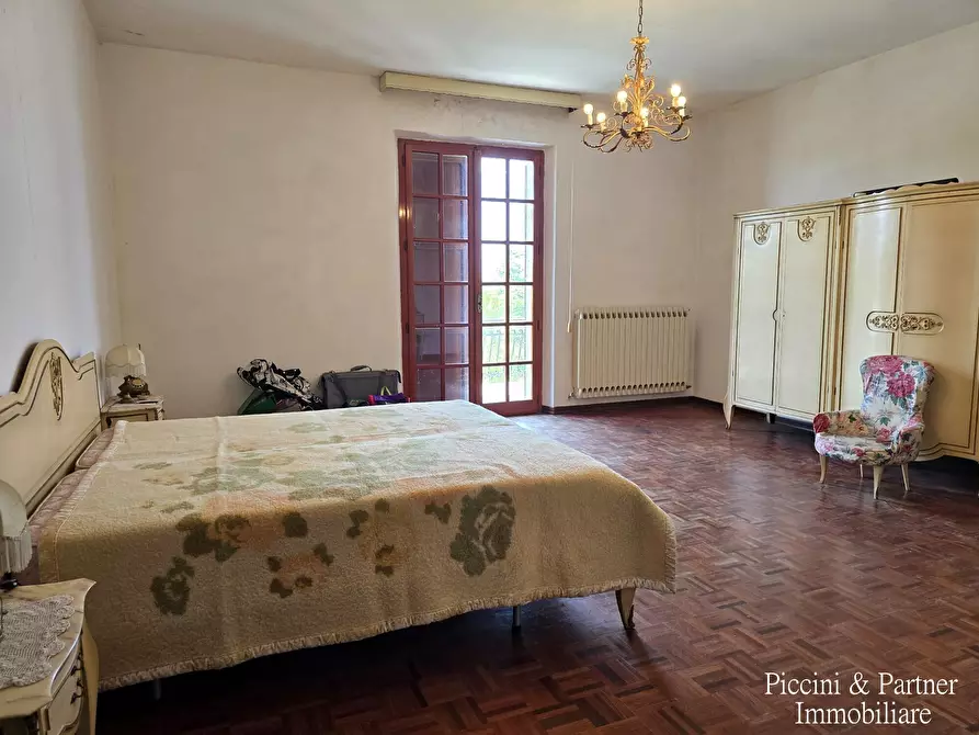 Immagine 78 di Rustico / casale in vendita  in Via Paganico 2 a Castiglione Del Lago