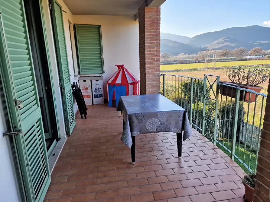 Immagine 10 di Pentalocale in vendita  in Via Madonna del Popolo a Perugia