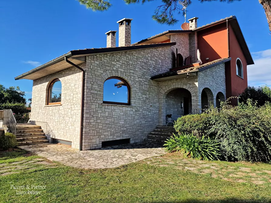 Immagine 1 di Villa in vendita  in Località Ferretto 48 a Castiglione Del Lago