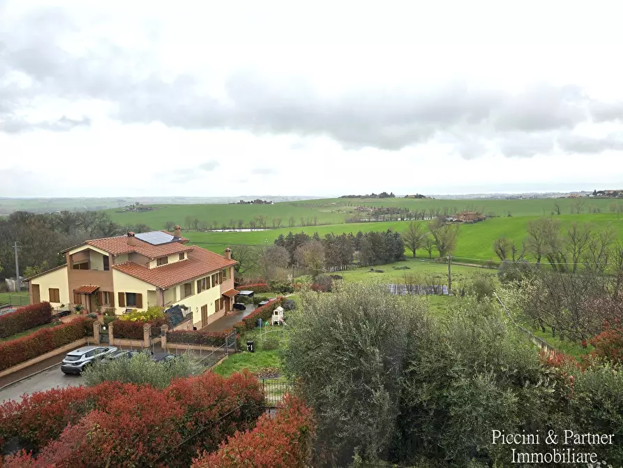 Immagine 21 di Pentalocale in vendita  in Via di Pretola a Paciano