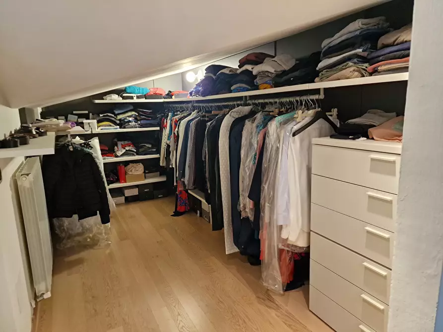 Immagine 40 di Pentalocale in vendita  in Via Madonna del Popolo a Perugia