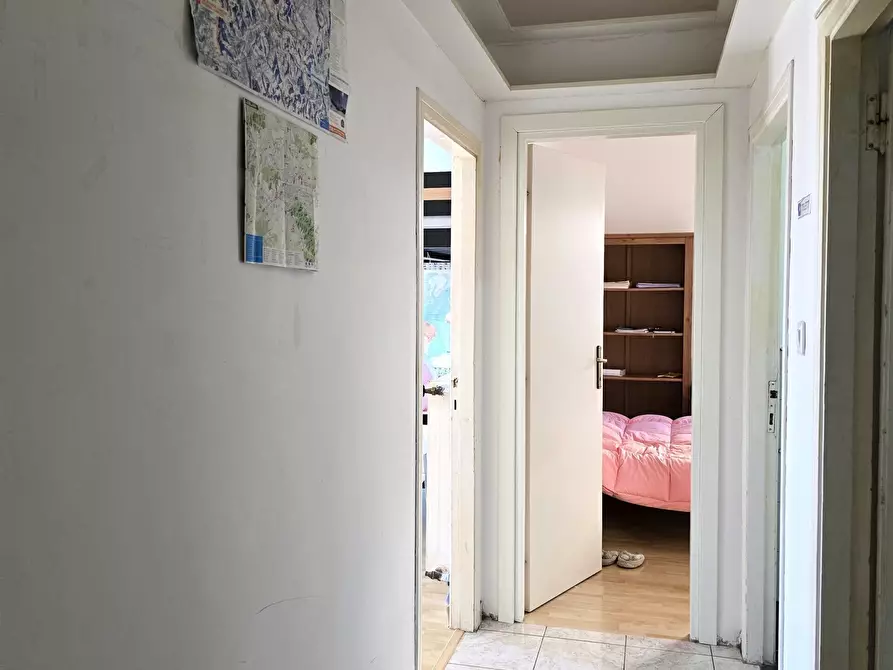 Immagine 22 di Pentalocale in vendita  in Via Beatrice 38 a Perugia