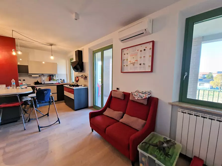 Immagine 14 di Pentalocale in vendita  in Via Madonna del Popolo a Perugia