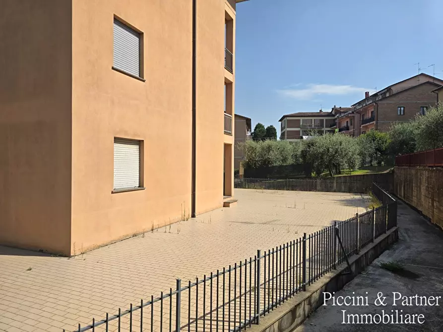 Immagine 38 di Quadrilocale in vendita  in Piazza XXV Aprile a Città Della Pieve