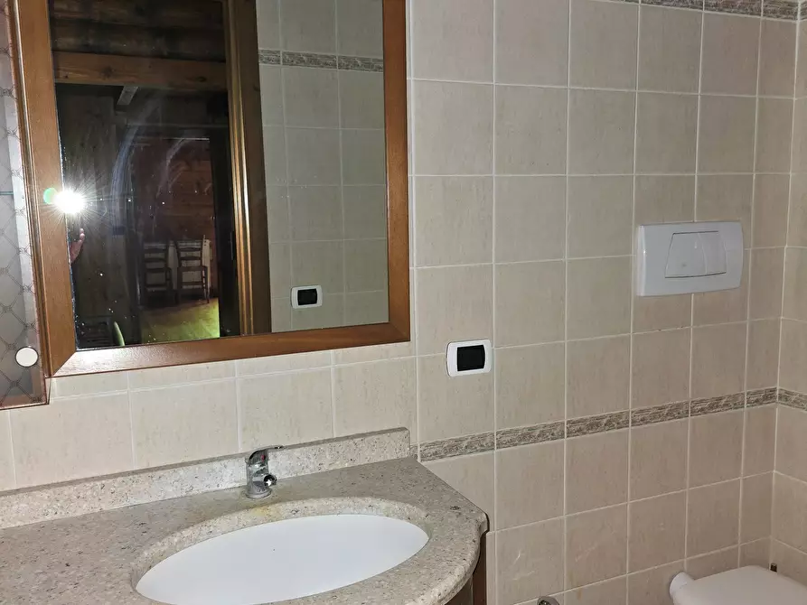 Immagine 49 di Baita in vendita  in Via dei Cespugli 10 a Passignano Sul Trasimeno