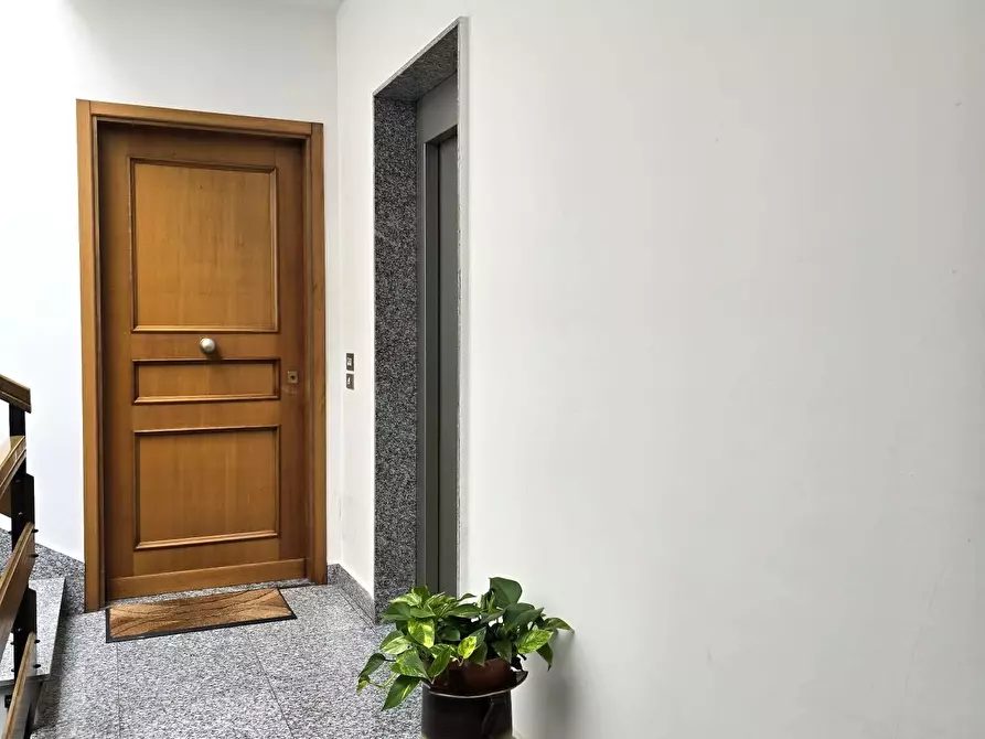 Immagine 4 di Pentalocale in vendita  in Viale Sempione a Città Di Castello