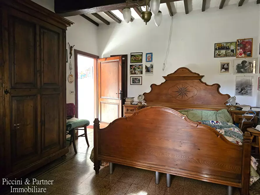 Immagine 46 di Rustico / casale in vendita  in Località Riccio 70A a Cortona