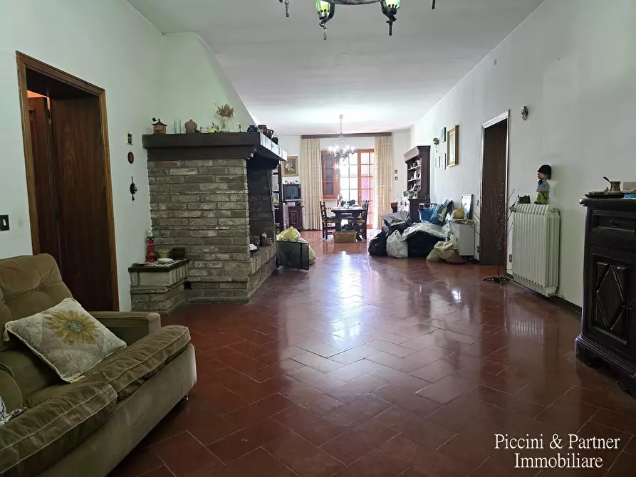 Immagine 69 di Rustico / casale in vendita  in Via Paganico 2 a Castiglione Del Lago