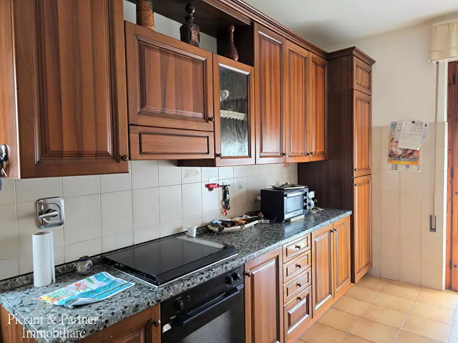 Immagine 15 di Pentalocale in vendita  in Via Sant'Orsola 22 a Perugia