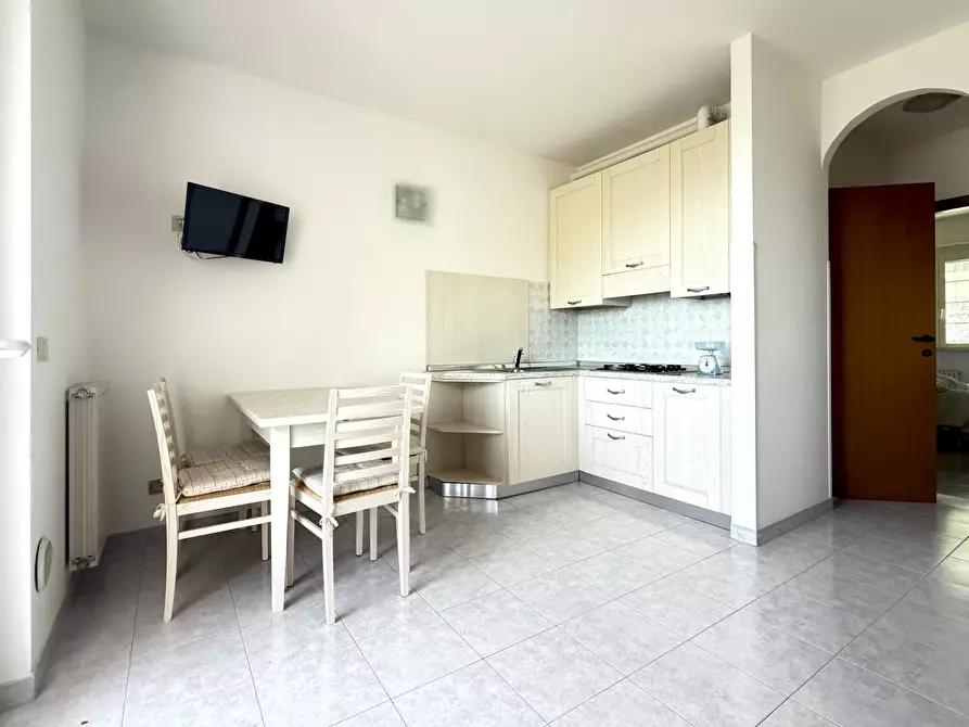 Immagine 17 di Bilocale in vendita  in Gli Olivi 4c a Diano Arentino