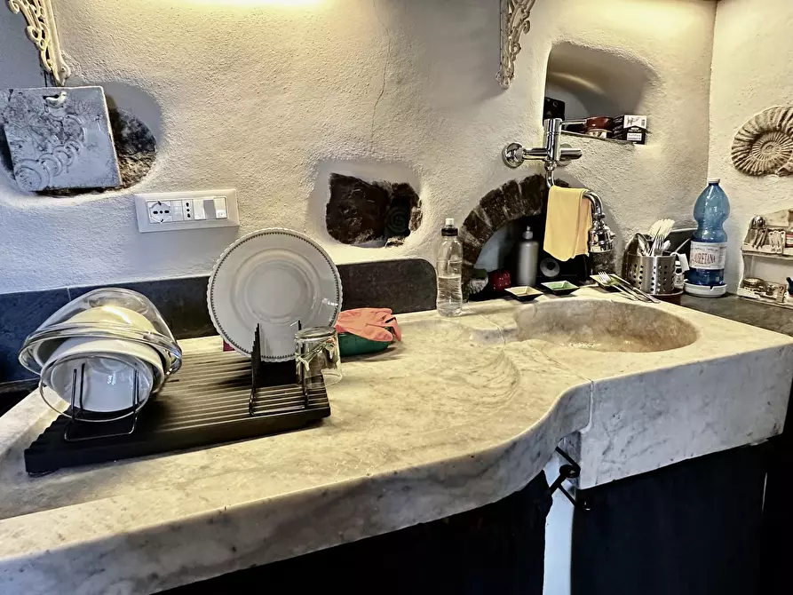 Immagine 9 di Rustico / casale in vendita  in via Glori 36 a Diano San Pietro