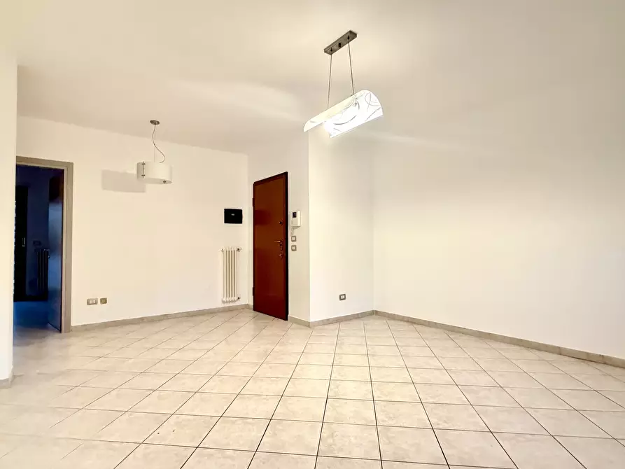 Immagine 7 di Quadrilocale in vendita  in Via S.Pio da Pietrelcina 16 a Imperia